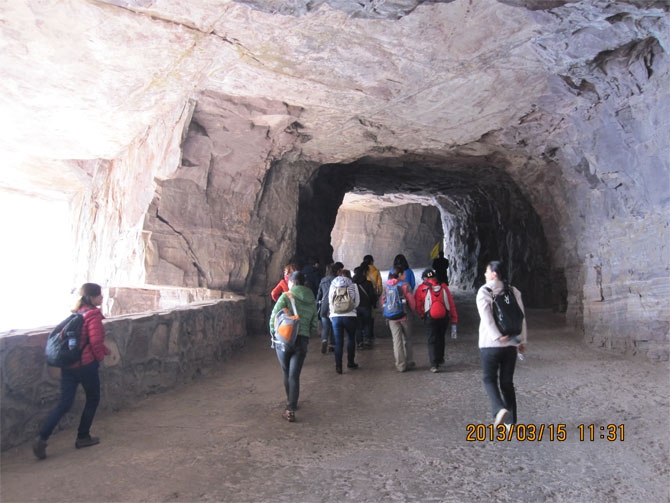 快進(jìn)地道！